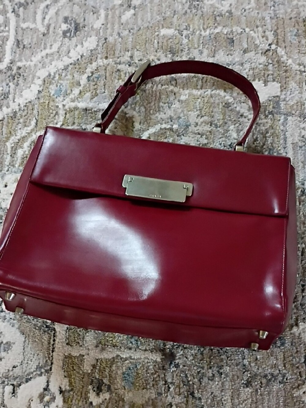 Prada Vitello Lissato Top Handle Bag in a rich Borolo (burgandy) - Picture 2 of 11